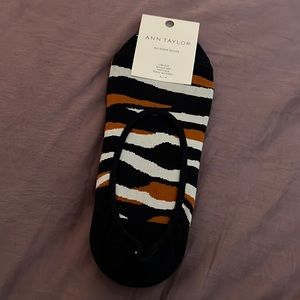 NWT - No show socks - navy and gold - one size